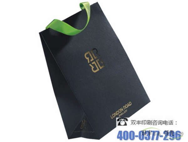 精美的手提袋印刷可以表現出企業(yè)的文化